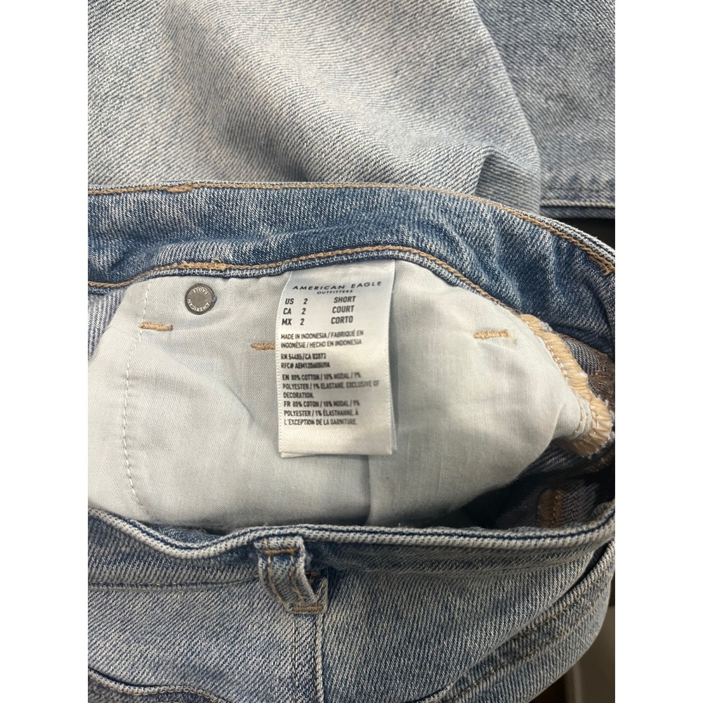 American Eagle Outfitters‎ Women's Size 2 Mom Jeans Light Wash Stretch Jeans - Picture 6 of 9